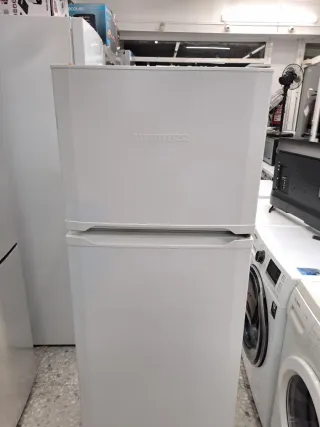 Nevera Liebherr 157,cm con garantía