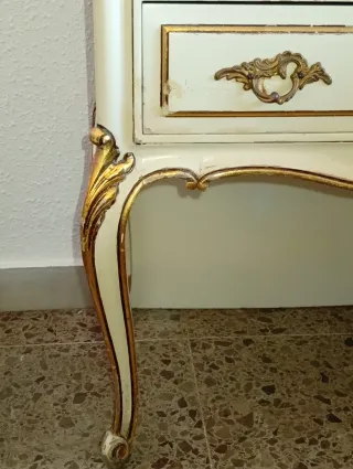 Comodini vintage in stile veneziano