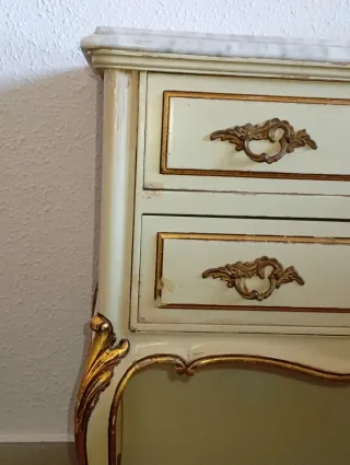 Comodini vintage in stile veneziano