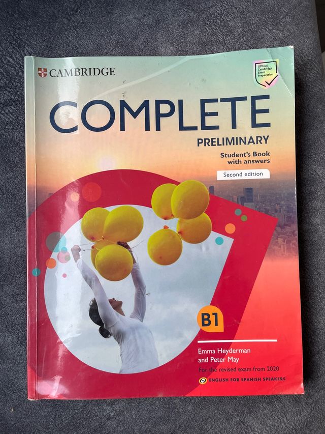 Complete Preliminary Student's Book with Answer...