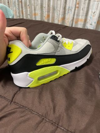 Nike Air Max 90 Gris y Amarillo