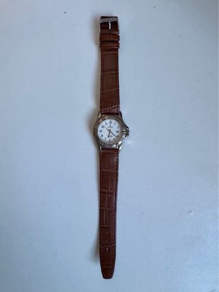 Reloj Calypso Correa Marrón y Esfera Blanca