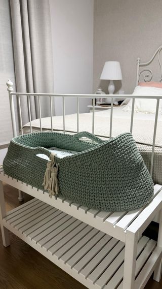 Moisés de bebe hecho a mano en croché por encargo