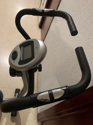 Bicicleta Estática TOP HOBBY B2100