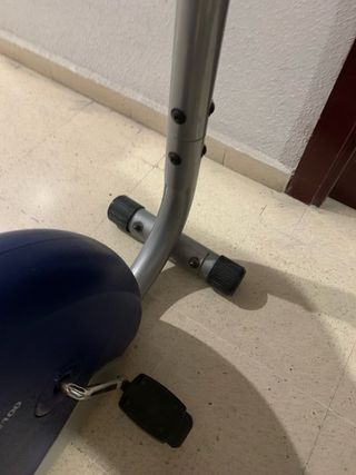 Bicicleta Estática TOP HOBBY B2100