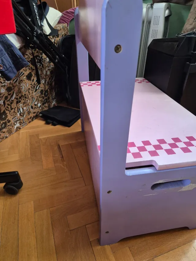 Cassettone banco per bambini in legno con fiori