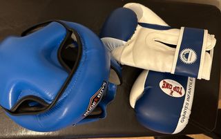 Casco y Guantes Boxeo Niños Azul/Blanco