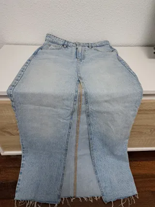 Falda vaquera chica