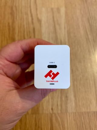 Cargador GaN USB-C 65W ultracompacto y cable 100W