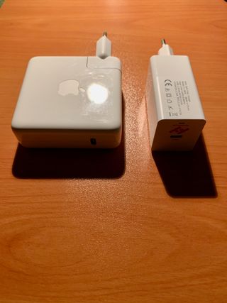 Cargador GaN USB-C 65W ultracompacto y cable 100W