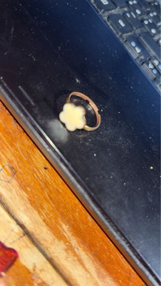 Ciondolo Corno Oro 750 pesa 2 grammi .