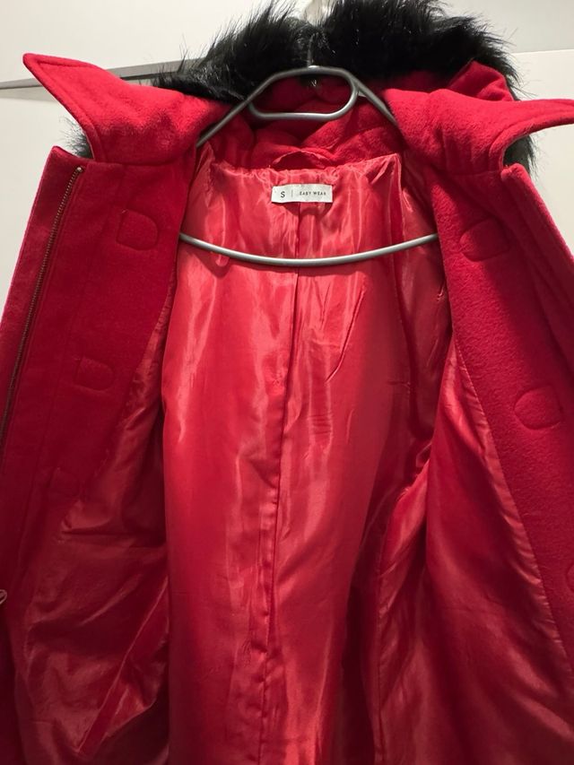 Abrigo Rojo Easy Wear Talla S