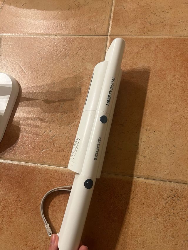 Aspirador Taurus Liberty Digital