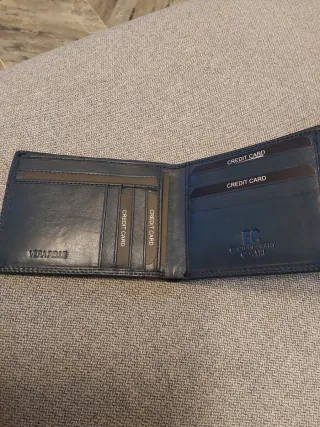 Cartera de piel para hombre