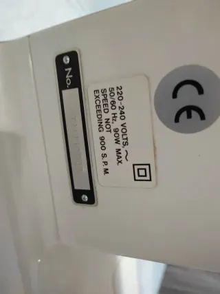 Máquina de coser Alfa para piezas