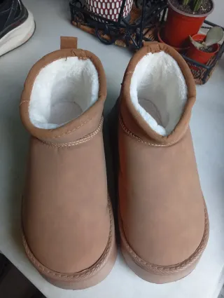 Botines pelo marrón talla 40/41