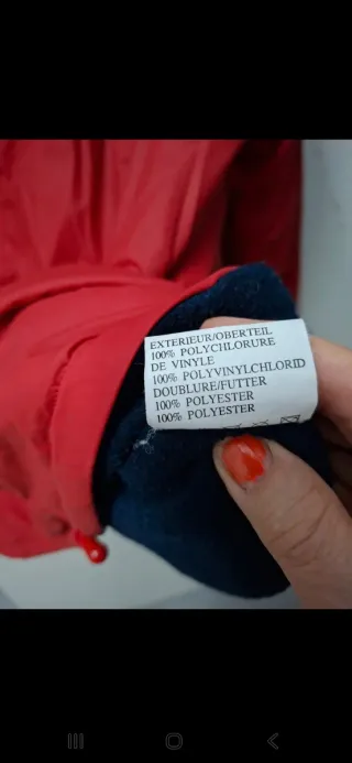 Chaqueta reversible azul y roja