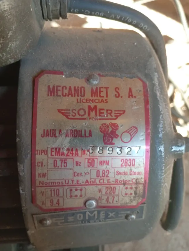 Amoladora de banco antigua