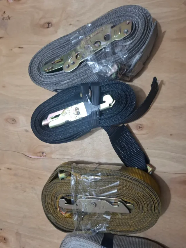 Cinture di ritenuta (lotto 2)