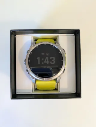 Garmin Fenix 8 51MM Plata/Amarillo