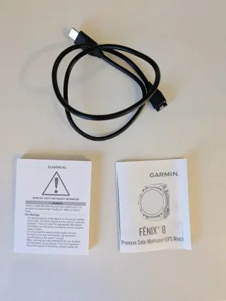 Garmin Fenix 8 51MM Plata/Amarillo