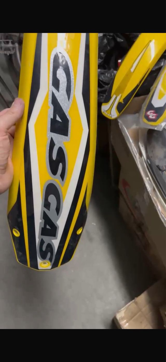 Guardabarros Gas Gas Amarillo