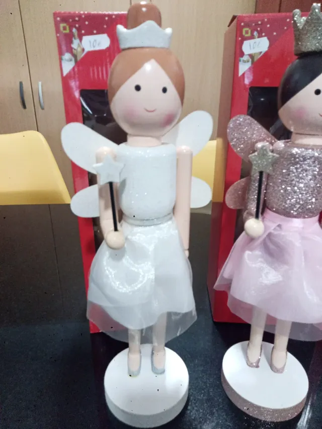 Fate di legno decorative