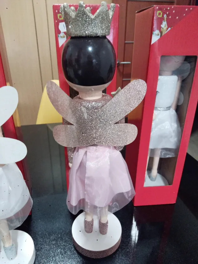 Fate di legno decorative