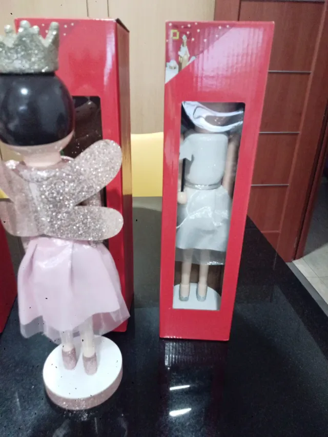 Fate di legno decorative