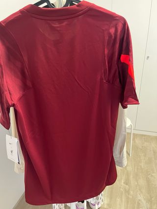 Conjunto del Liverpool Nike Rojo Talla S Nuevo