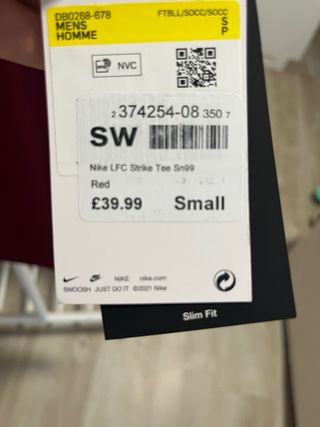 Conjunto del Liverpool Nike Rojo Talla S Nuevo