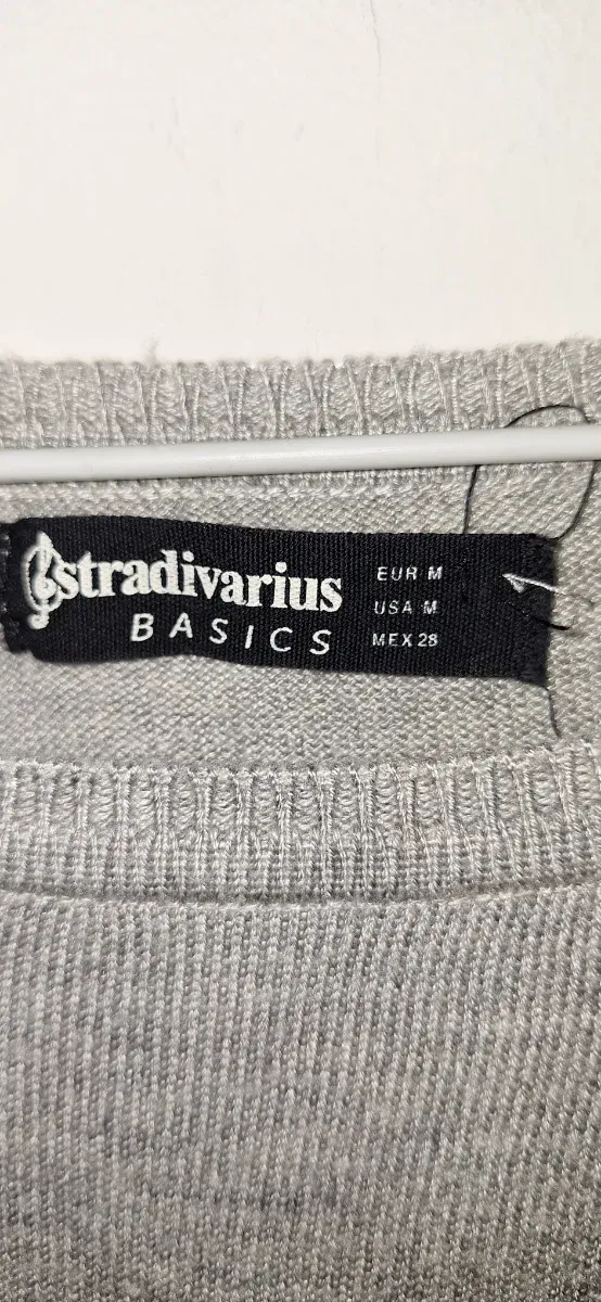 Jersey Stradivarius gris