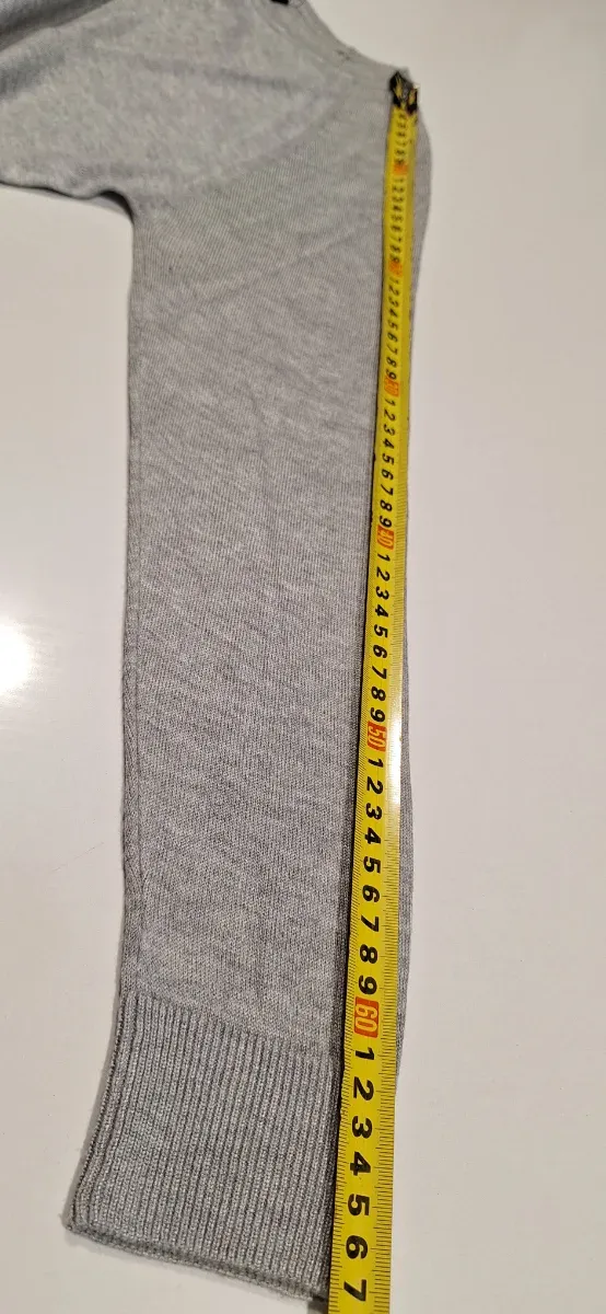 Jersey Stradivarius gris