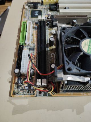 PLACA BASE GIGABYTE GA-8SIMLP