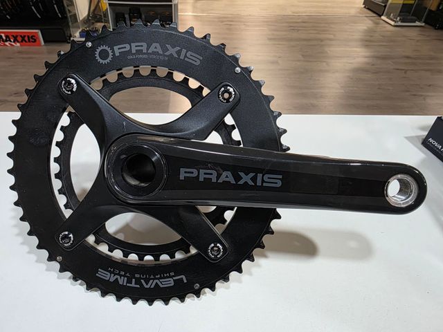 JUEGO BIELAS DE CARBONO NUEVAS