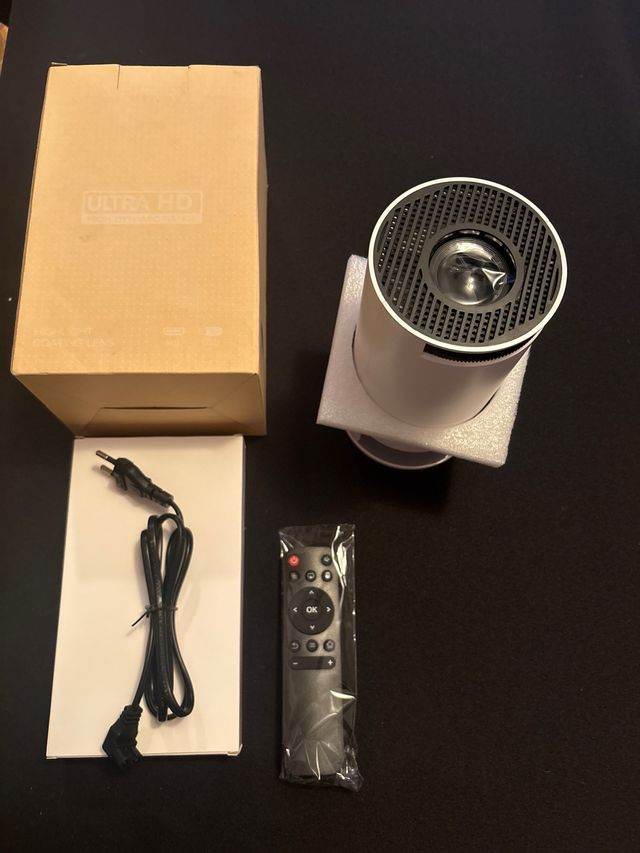 Miniproyector Magcubic HY300 PRO Blanco