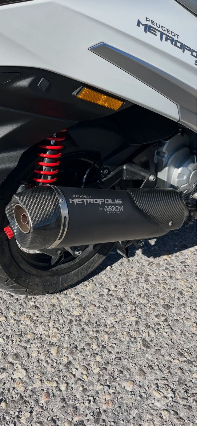 TUBO DE ESCAPE ARROW PEUGEOT METROPOLIS EURO 5
