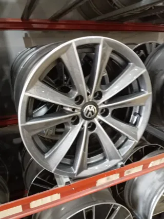 Llantas Volkswagen Transporter 17