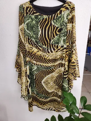 Vestido estampado animal print