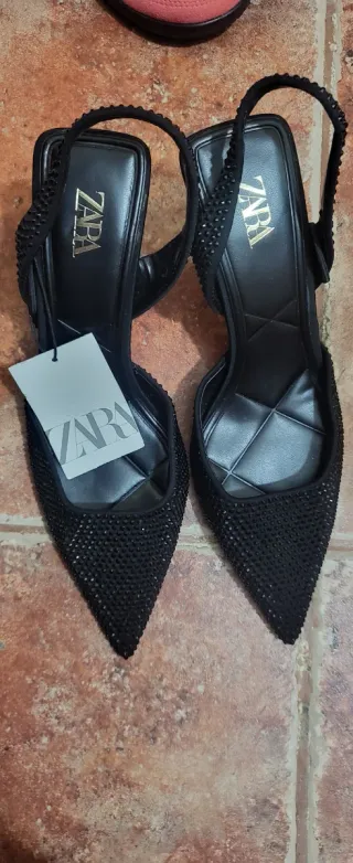 Zapatos Zara Negros Brillantes Talla 37