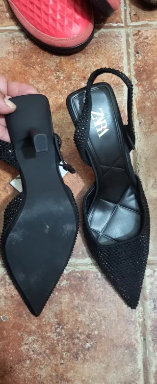 Zapatos Zara Negros Brillantes Talla 37