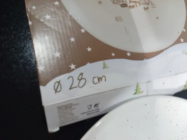 Piatto decorativo natalizio in ceramica 28 cm