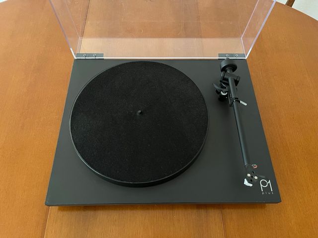 Rega Planar 1 Plus Tocadiscos