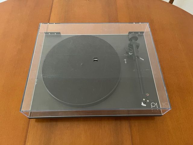 Rega Planar 1 Plus Tocadiscos