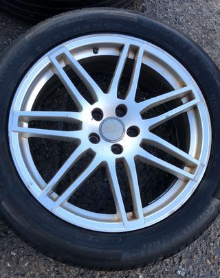 JUEGO DE LLANTAS AUDI A8 2004 R19 19 PULGADAS