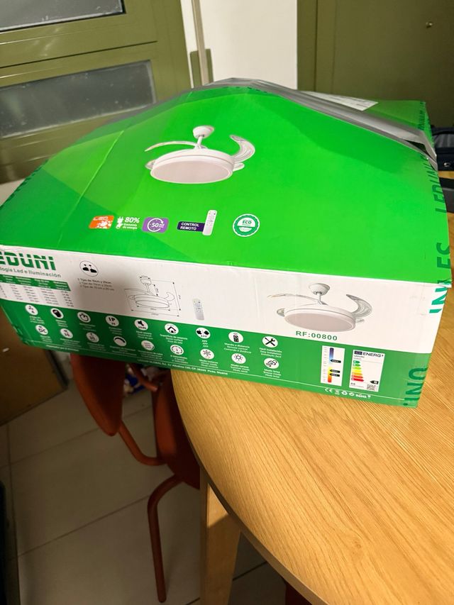 Lámpara de techo LED con ventilador 1