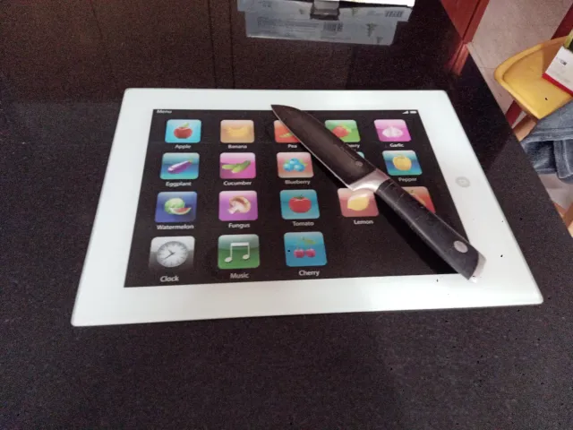 Tagliere in vetro trasparente