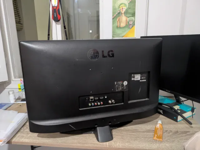 Monitor LG Negro, televisión