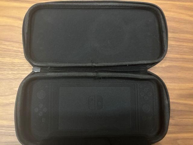 Funda Nintendo Switch PDP Poké Ball