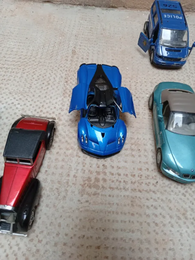 Lote Coches Welly, Burago, Matchbox, maisto